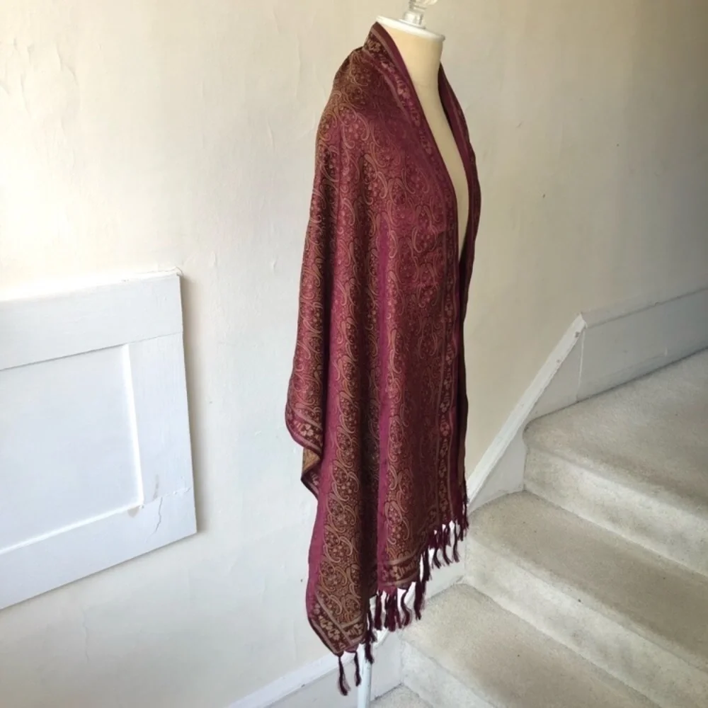 🌵 Paisley Scarf with Fringe Tassels EUC